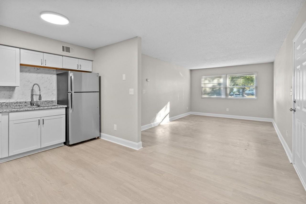 The Pointe on Lafayette - Photo 2 of 46