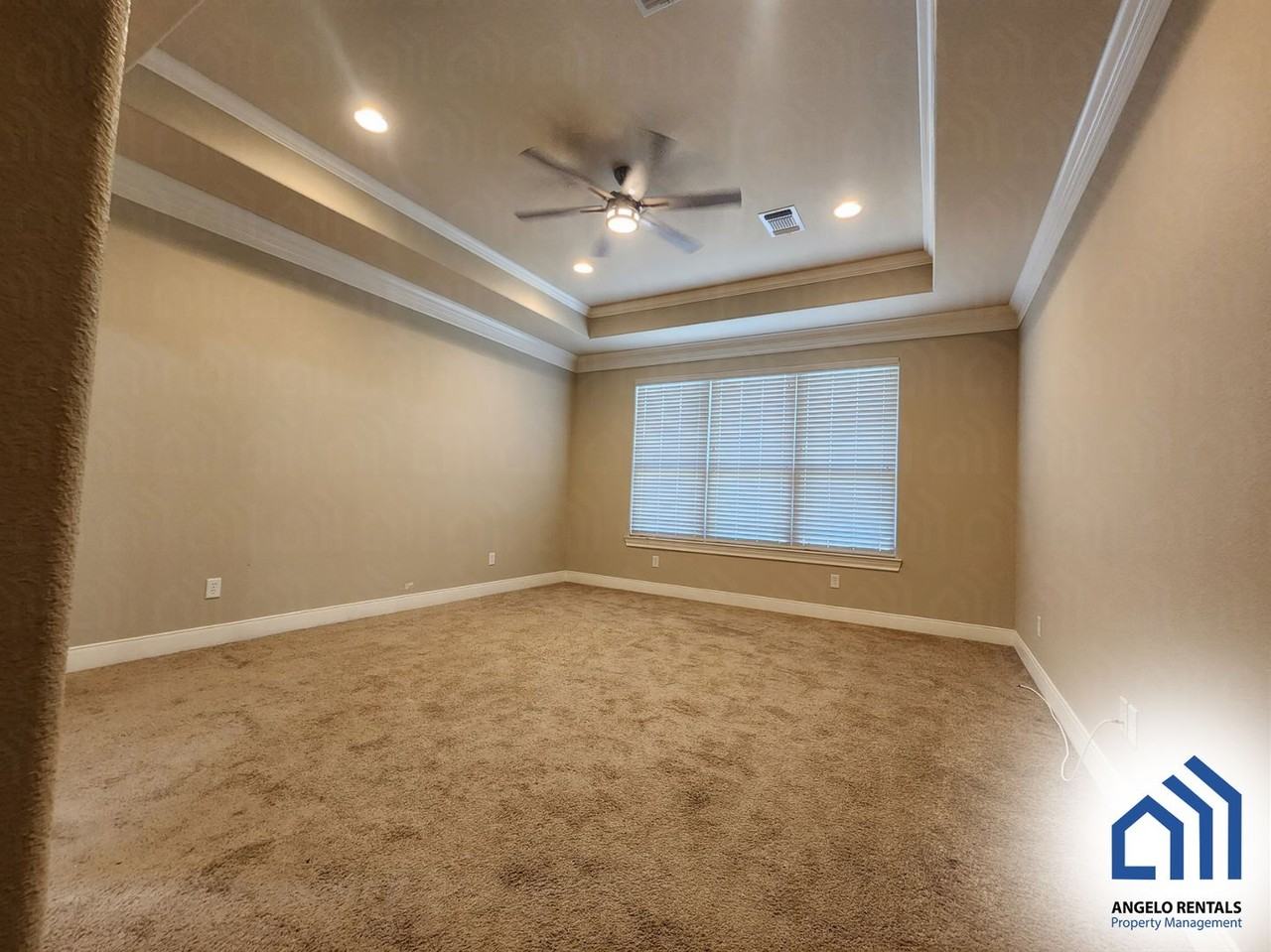 801 Hunters Glen Rd - Photo 7 of 19
