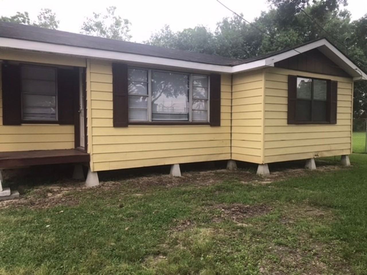 224 Bowers Rd - Photo 3 of 7