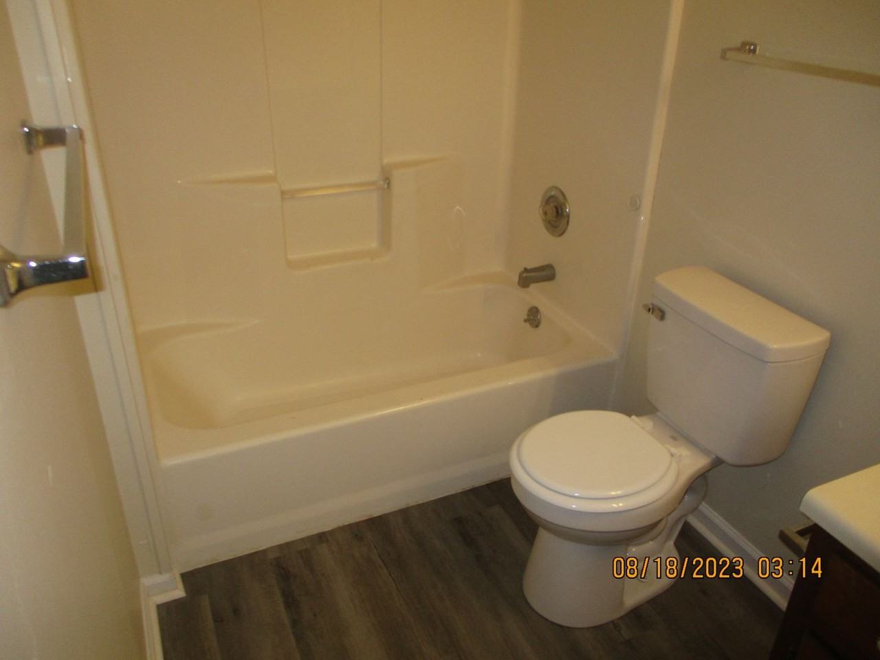 3107 Fernridge Dr Apt A - Photo 4 of 4