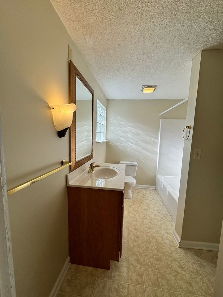 706 Chinn Ave - Photo 6 of 16