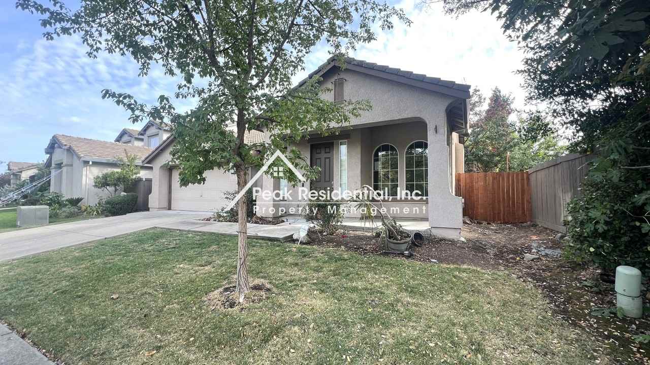 2436 Mabry Dr - Photo 2 of 33