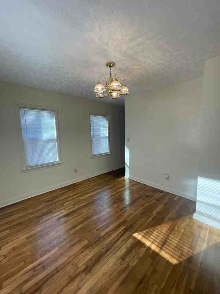 2200 Sagamore Rd - Photo 2 of 14