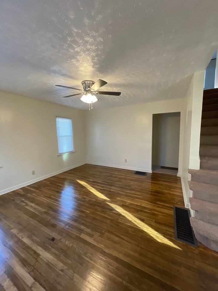 2200 Sagamore Rd - Photo 3 of 14