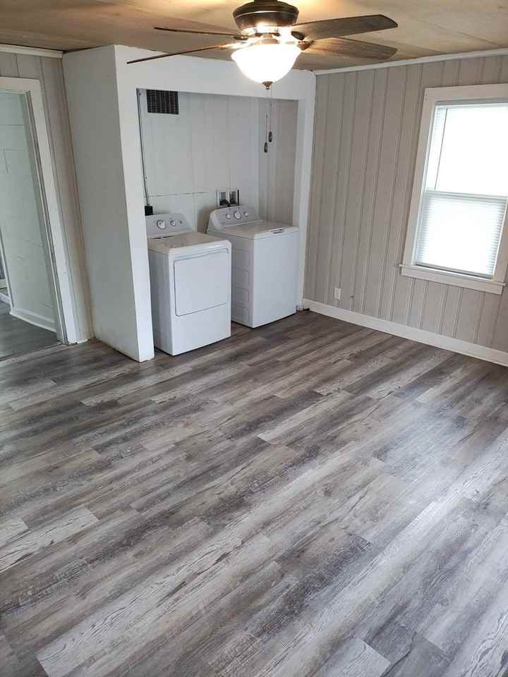 2205 N 2nd St - Photo 6 of 6