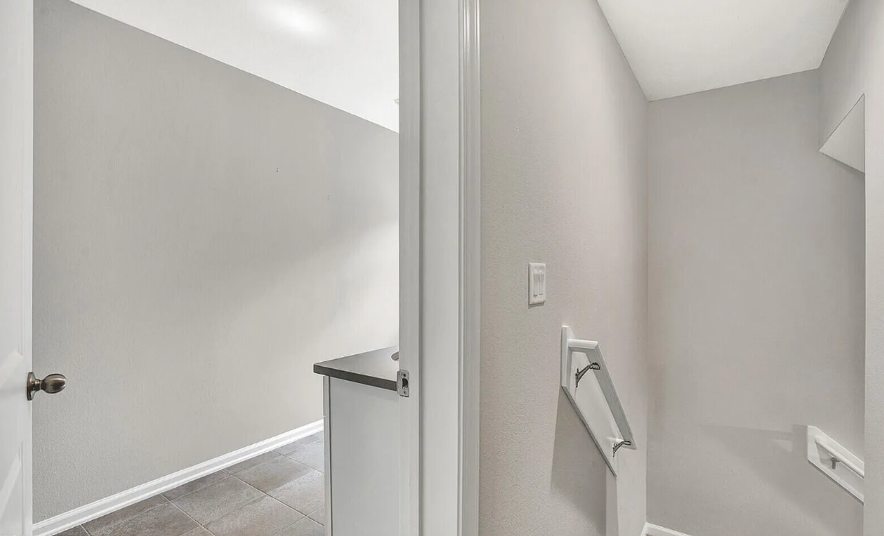 2651 Firethorn Ave - Photo 6 of 26