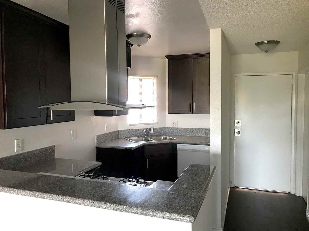 12251 Osborne Street #101 - Photo 5 of 24