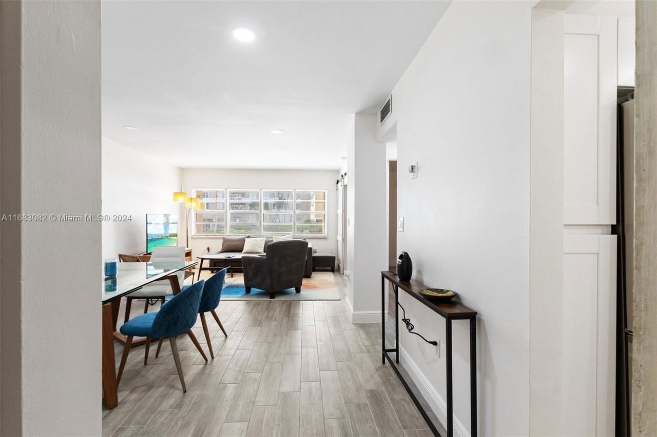 1965 S Ocean Dr #ME - Photo 3 of 8