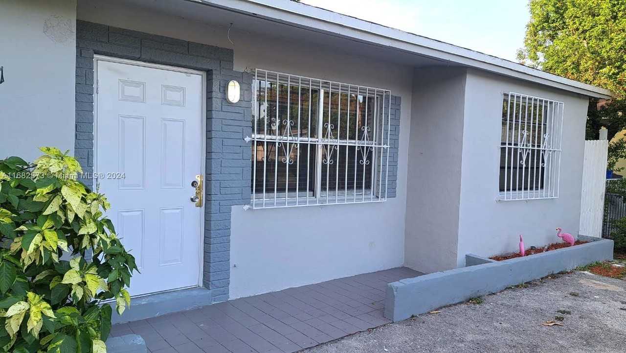 2831 Nw 13th Ct #2831 - Photo 2 of 7