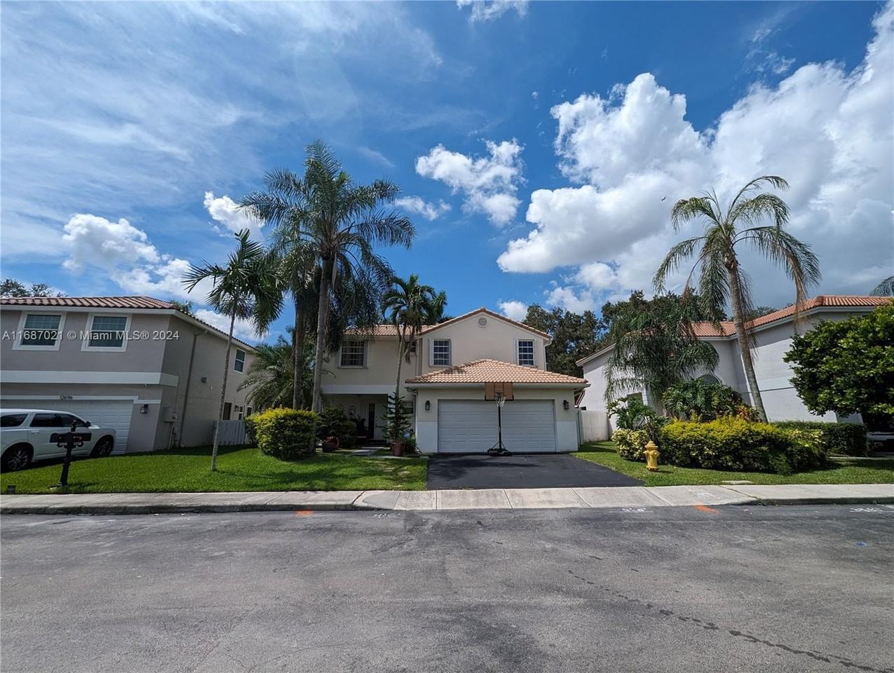 12708 Nw 11th Ct - Photo 3 of 8