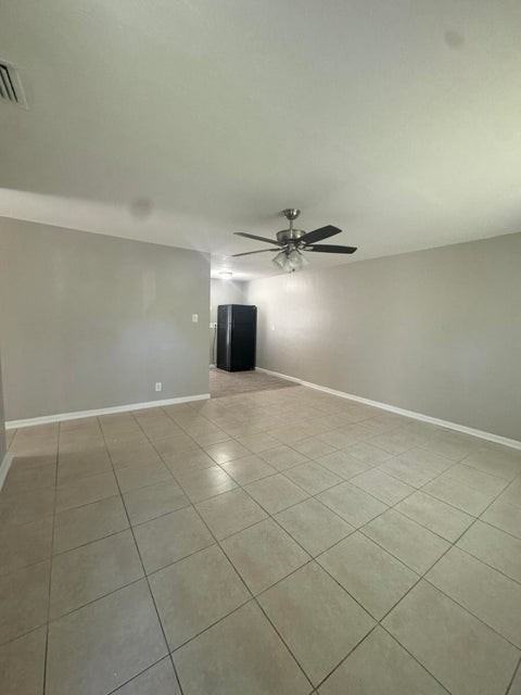 8817 Dania Dr - Photo 2 of 4