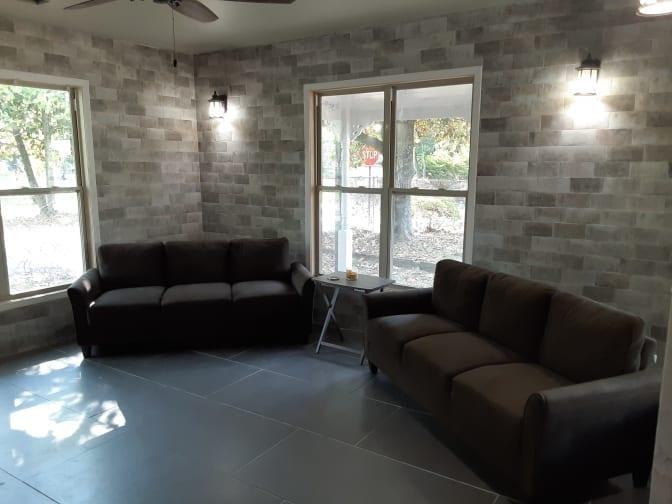 Westbrook Pl - Photo 4 of 9