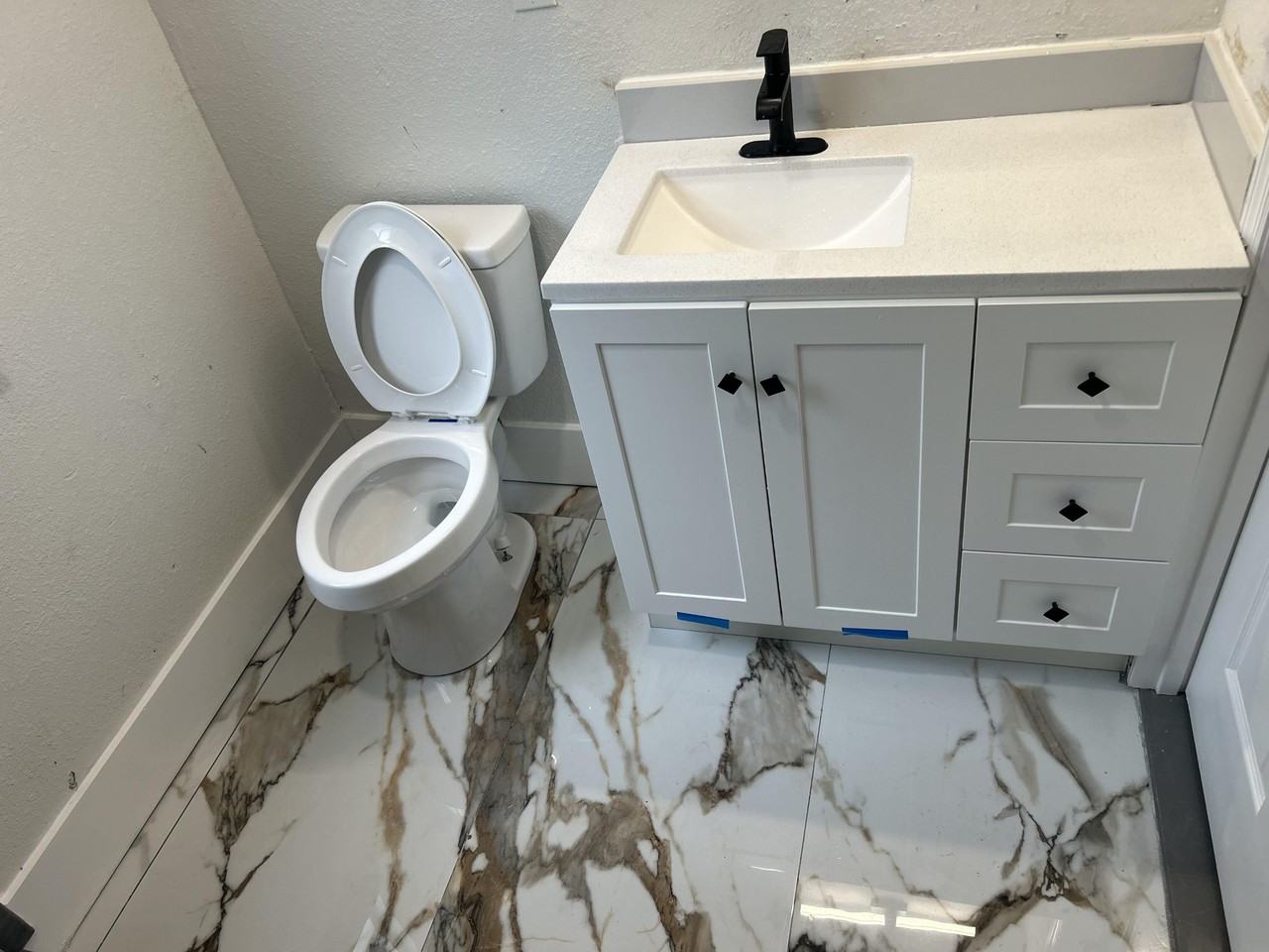 E 33rd Ave - Photo 2 of 41