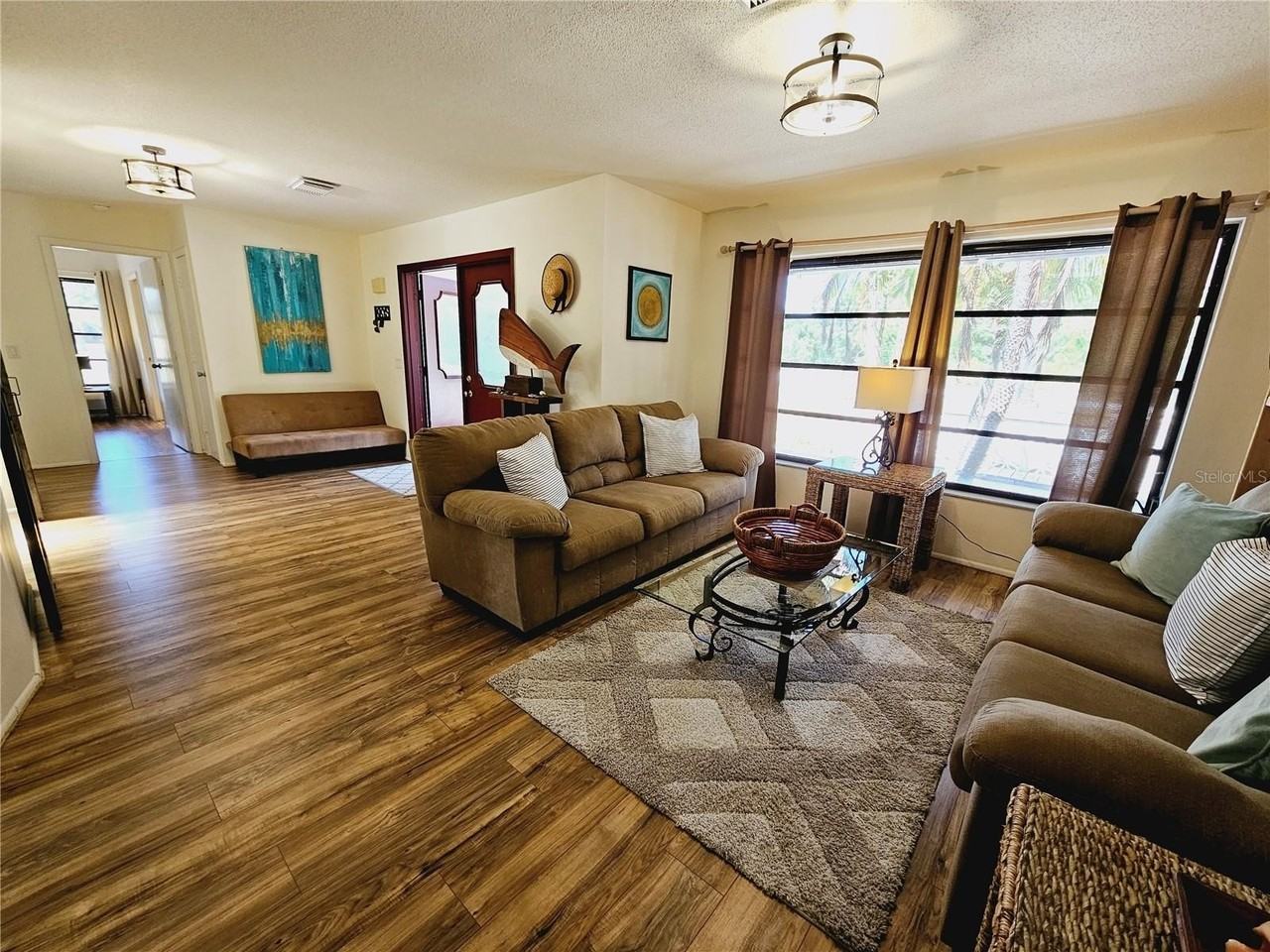 2411 Belle Rd - Photo 6 of 30