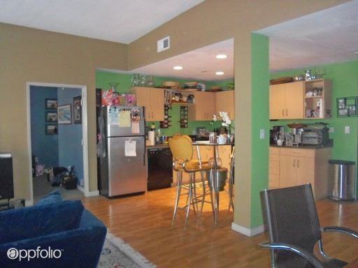 777 6th Ave - Photo 3 of 6