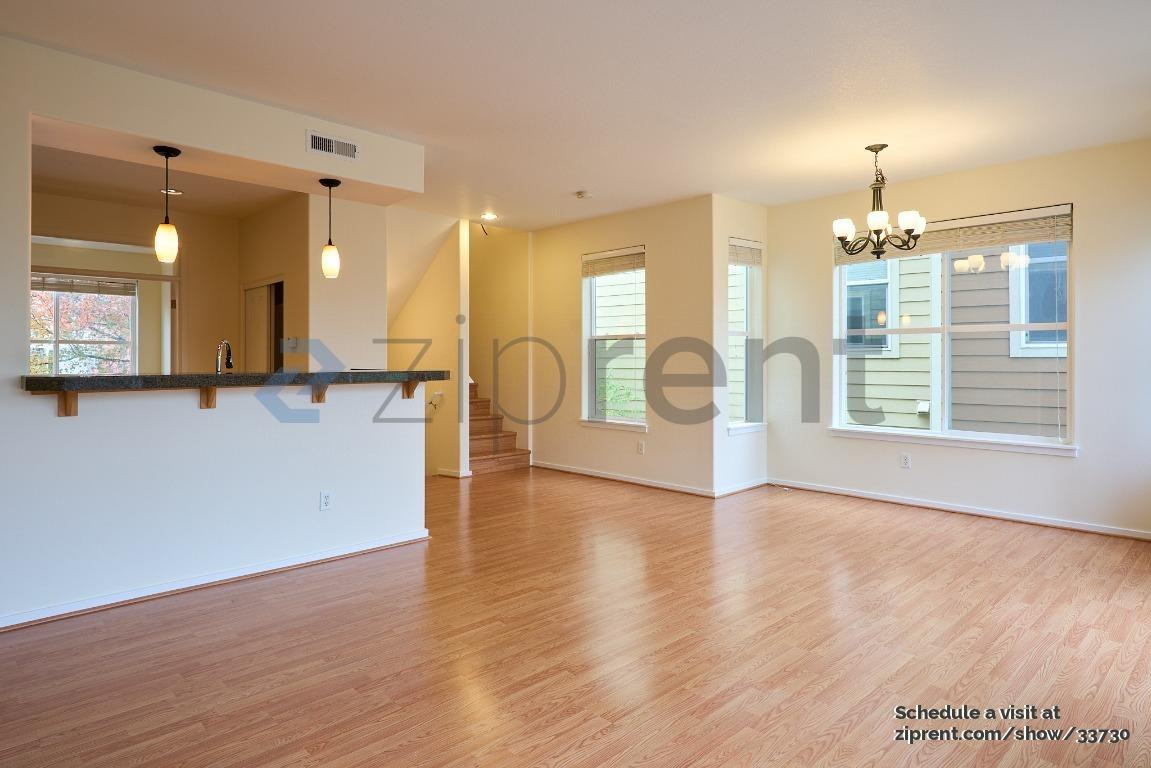 2285 Ne Sheffield Ave - Photo 6 of 47