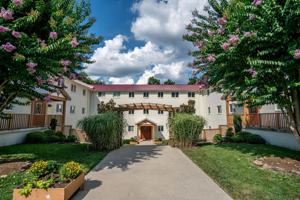 featured image of 1104 N Greensboro St