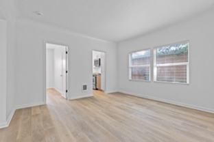 5712 N. Interstate Ave - Photo 1 of 1