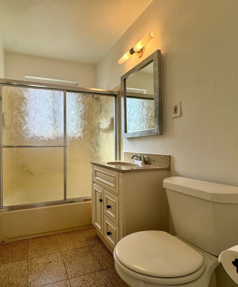 1925 W 39th Ave - Photo 5 of 17