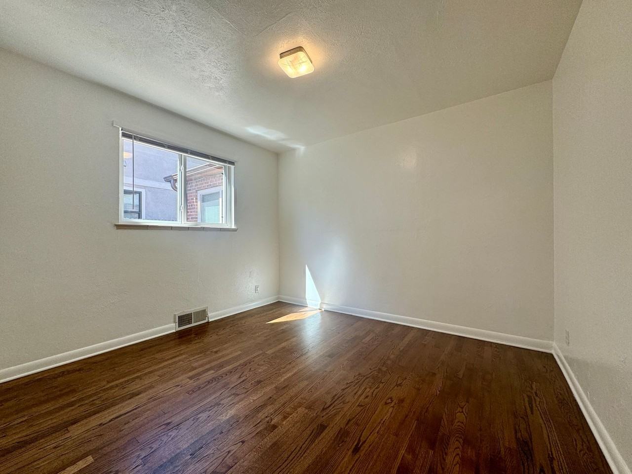 1925 W 39th Ave - Photo 7 of 17