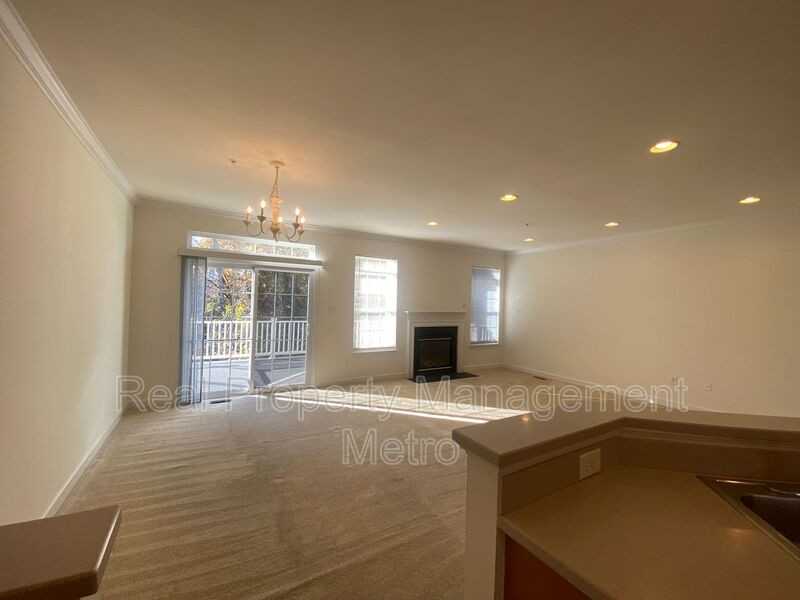 9717 Evening Bird Ln - Photo 4 of 20