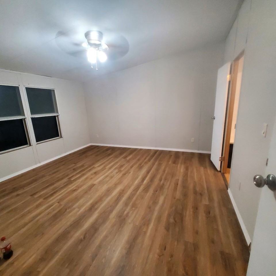 MELVIN DOUGLAS PROPERTIES - Photo 2 of 7