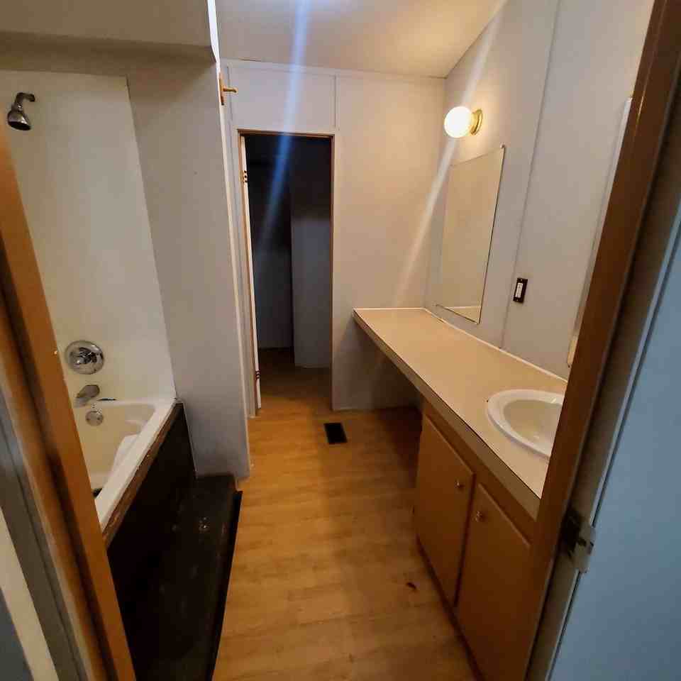 MELVIN DOUGLAS PROPERTIES - Photo 3 of 7