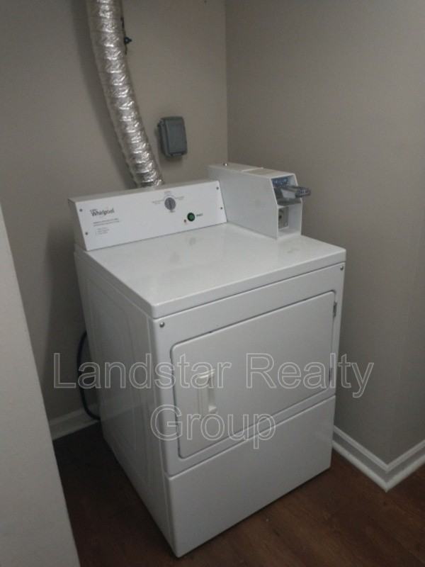 7320 Six Mile Ln #6 - Photo 4 of 23