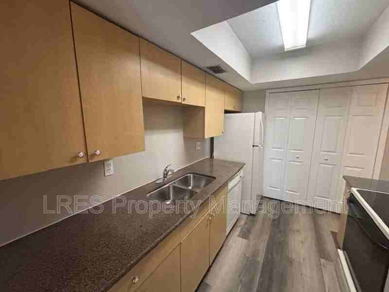 1601 Terrace Dr - Photo 7 of 24