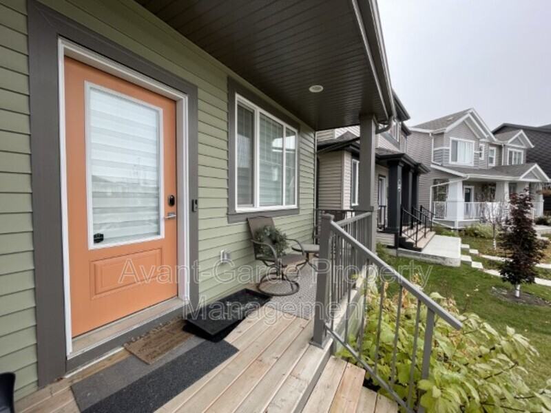 523 Paterson Way Sw #97 - Photo 2 of 36