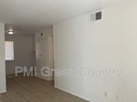 featured image of 1412 S 73Rd Ave