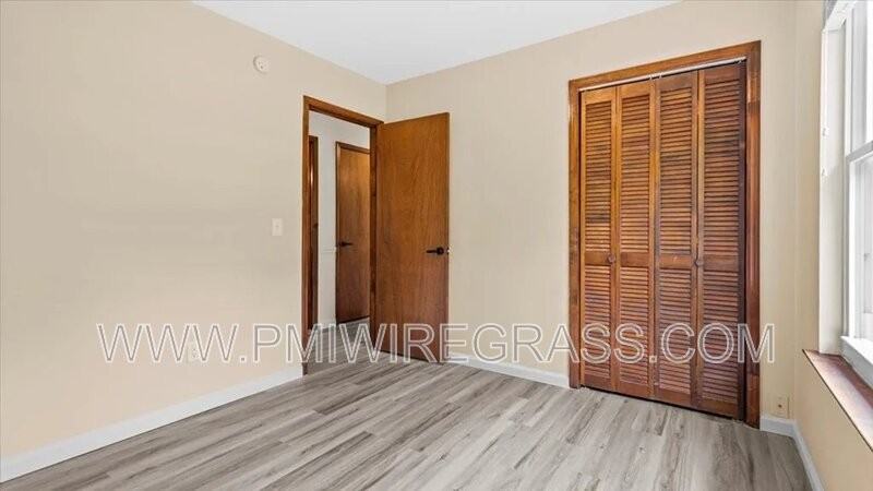 214 Brookside Ln - Photo 6 of 34