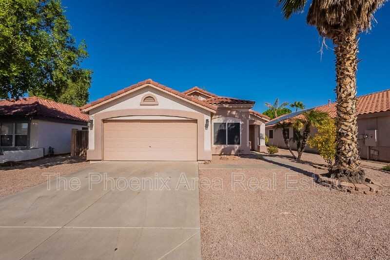 8166 E Onza Ave - Photo 2 of 30