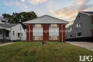 3424 Douglas Rd #3 - Photo 1 of 1