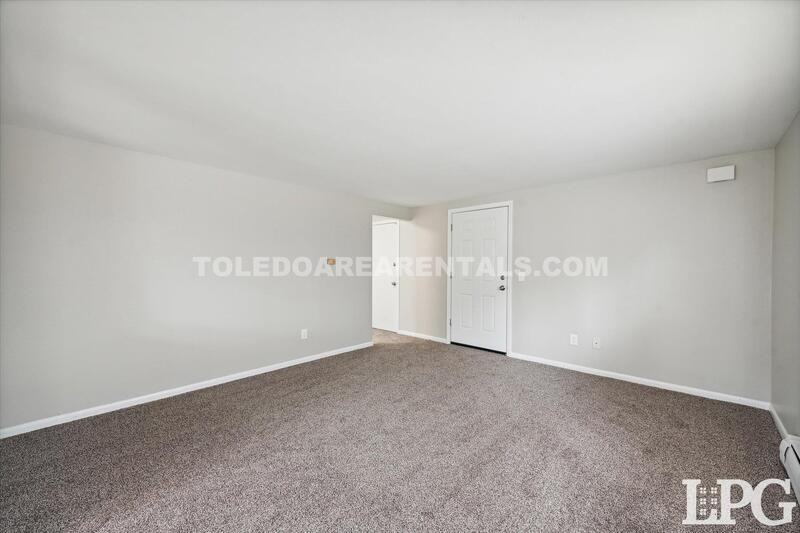 3424 Douglas Rd #3 - Photo 4 of 13