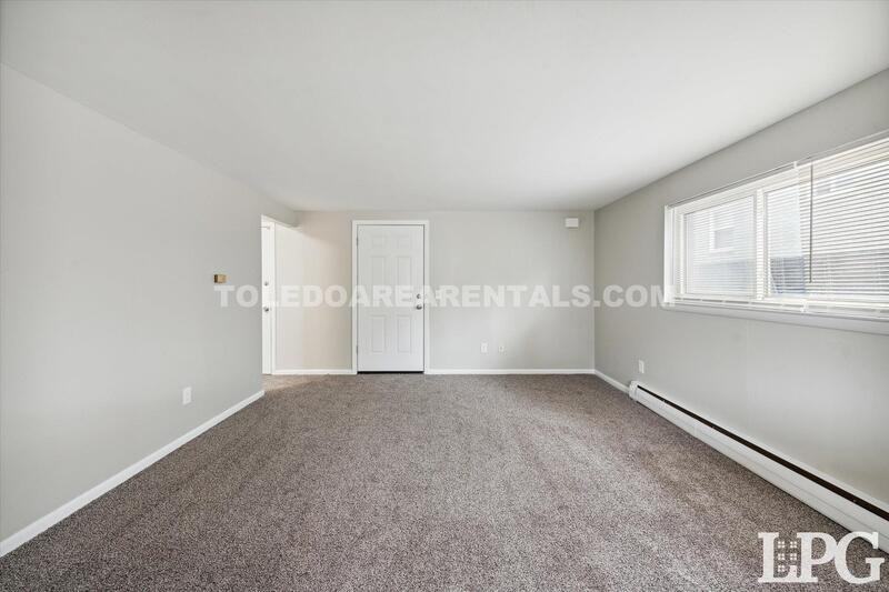 3424 Douglas Rd #3 - Photo 5 of 13