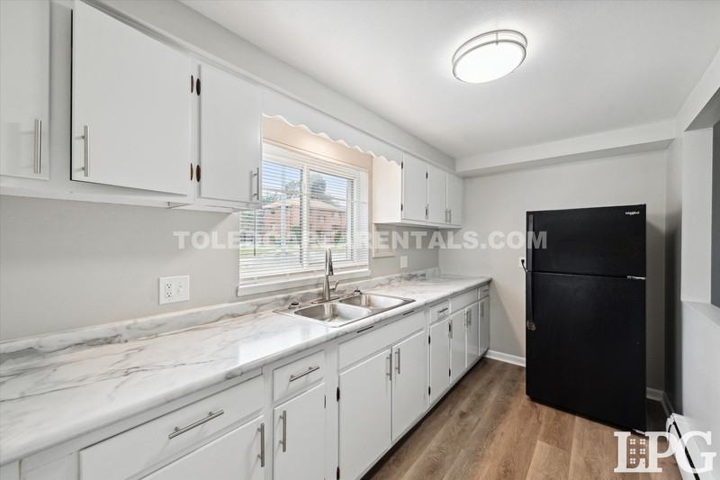 3424 Douglas Rd #3 - Photo 7 of 13