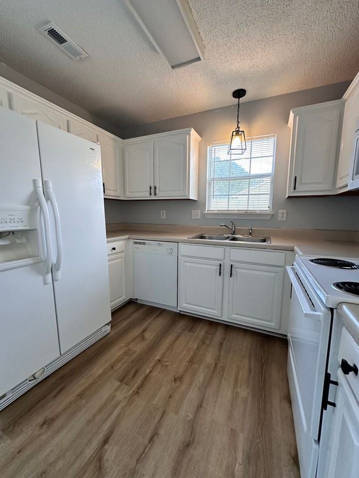 309 Tylers Way - Photo 7 of 15