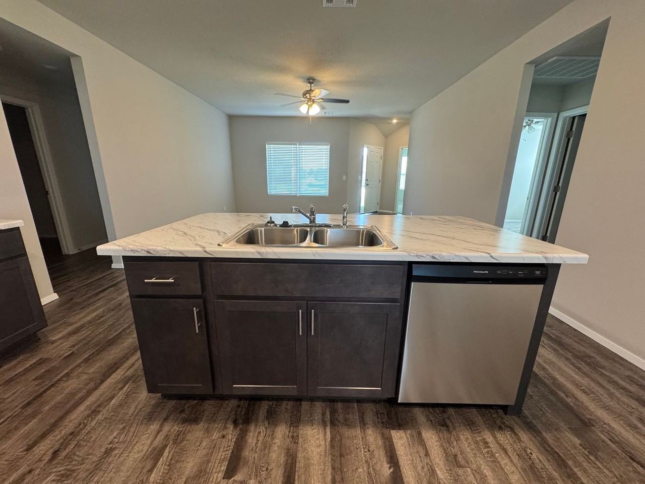 2920 S 13th St - Photo 6 of 19