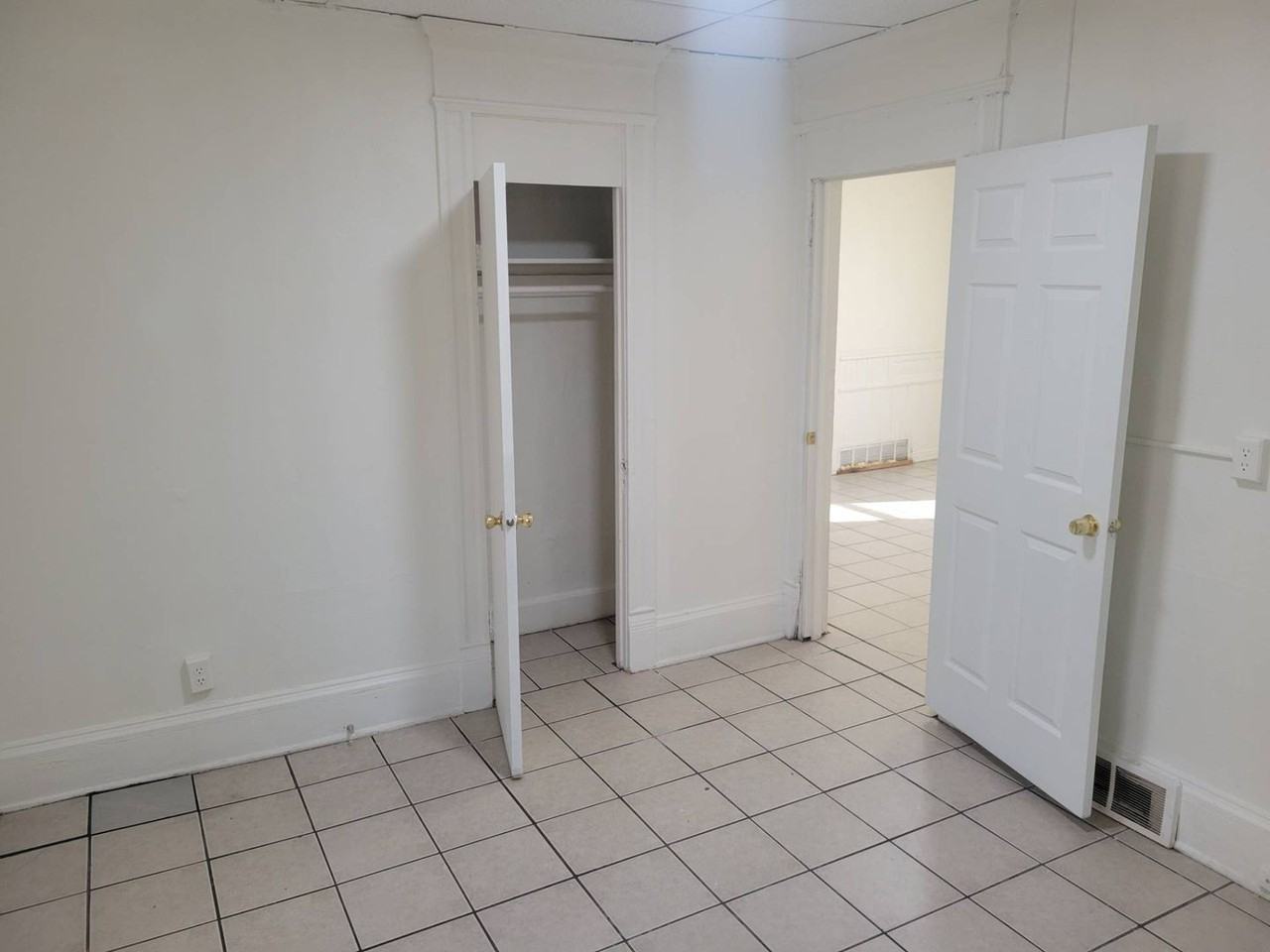 2209 N 29th St - Photo 2 of 8