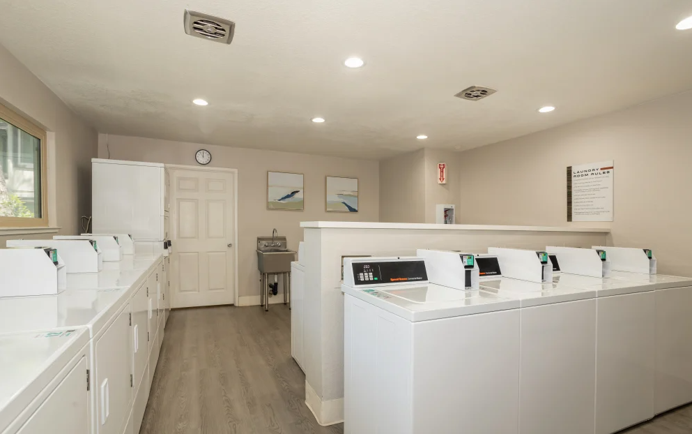 El Macero Apartments - Photo 4 of 16