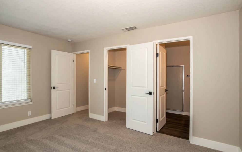 El Macero Apartments - Photo 5 of 16