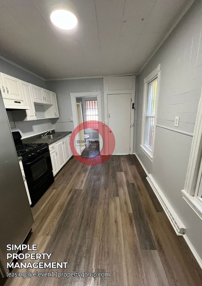 1239 Greenwich Street - Photo 2 of 20