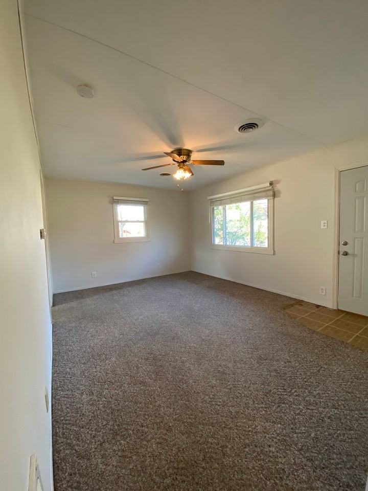 517 Modrell Blvd - Photo 3 of 12