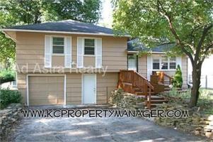 featured image of 1005 E 117th St