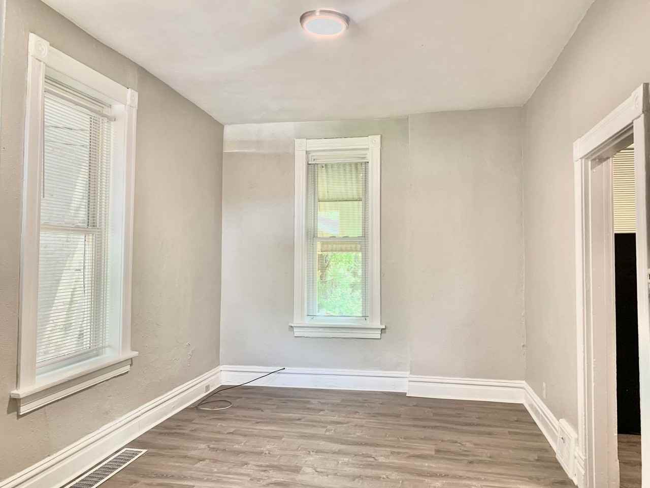 1928 Winnebago St - Photo 4 of 10