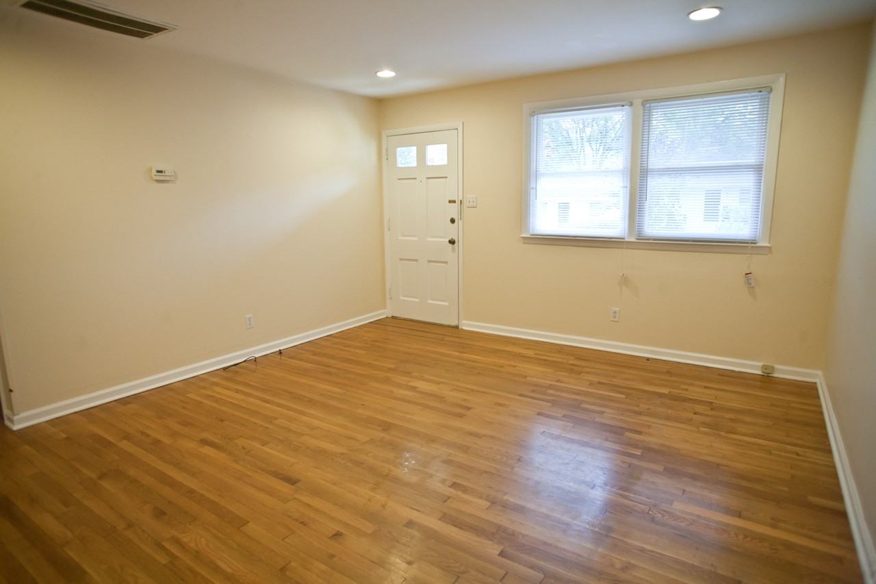 611 Hillsborough St #2 - Photo 4 of 12