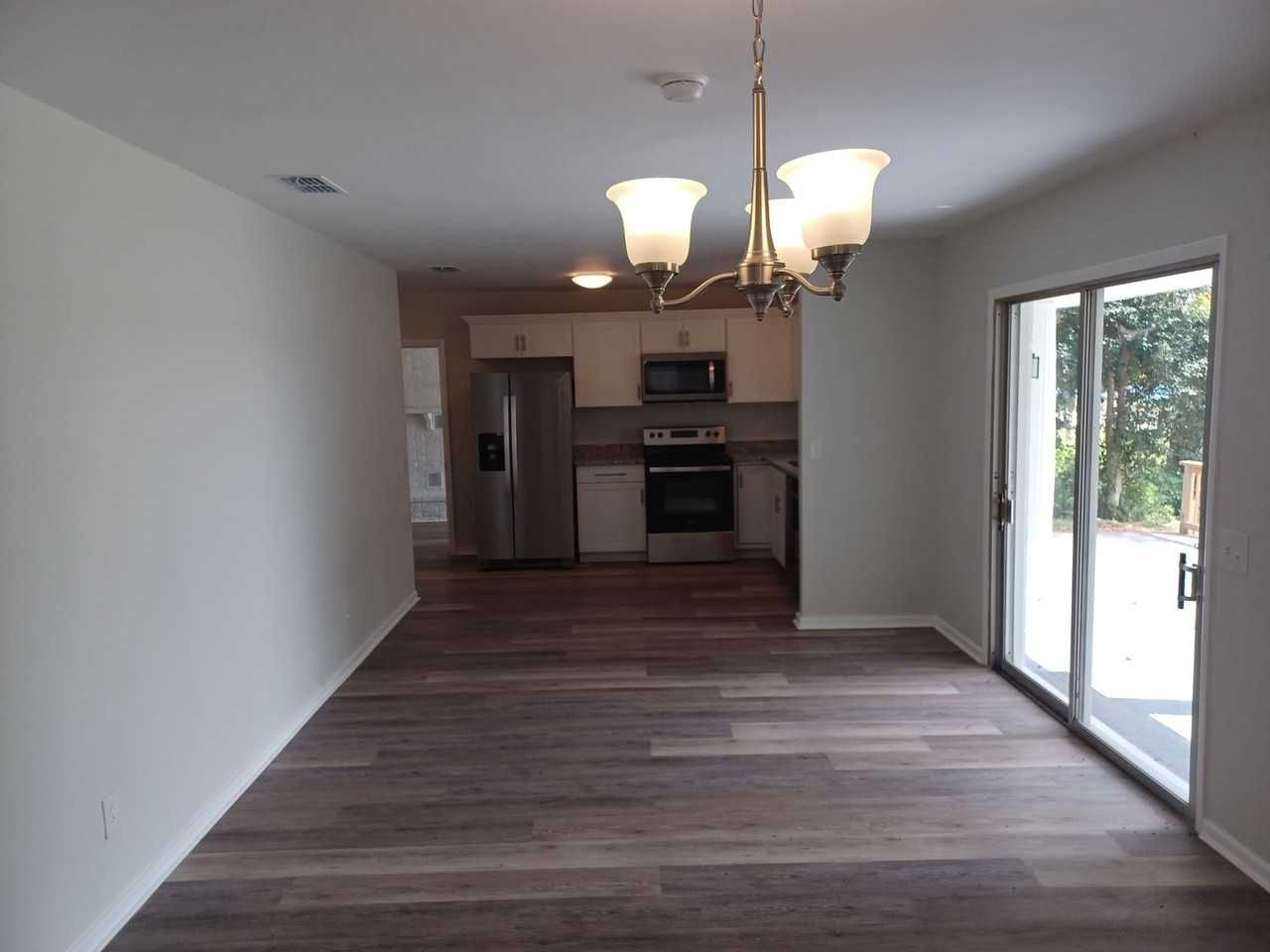 5869 White Sands Rd Apt A - Photo 6 of 29