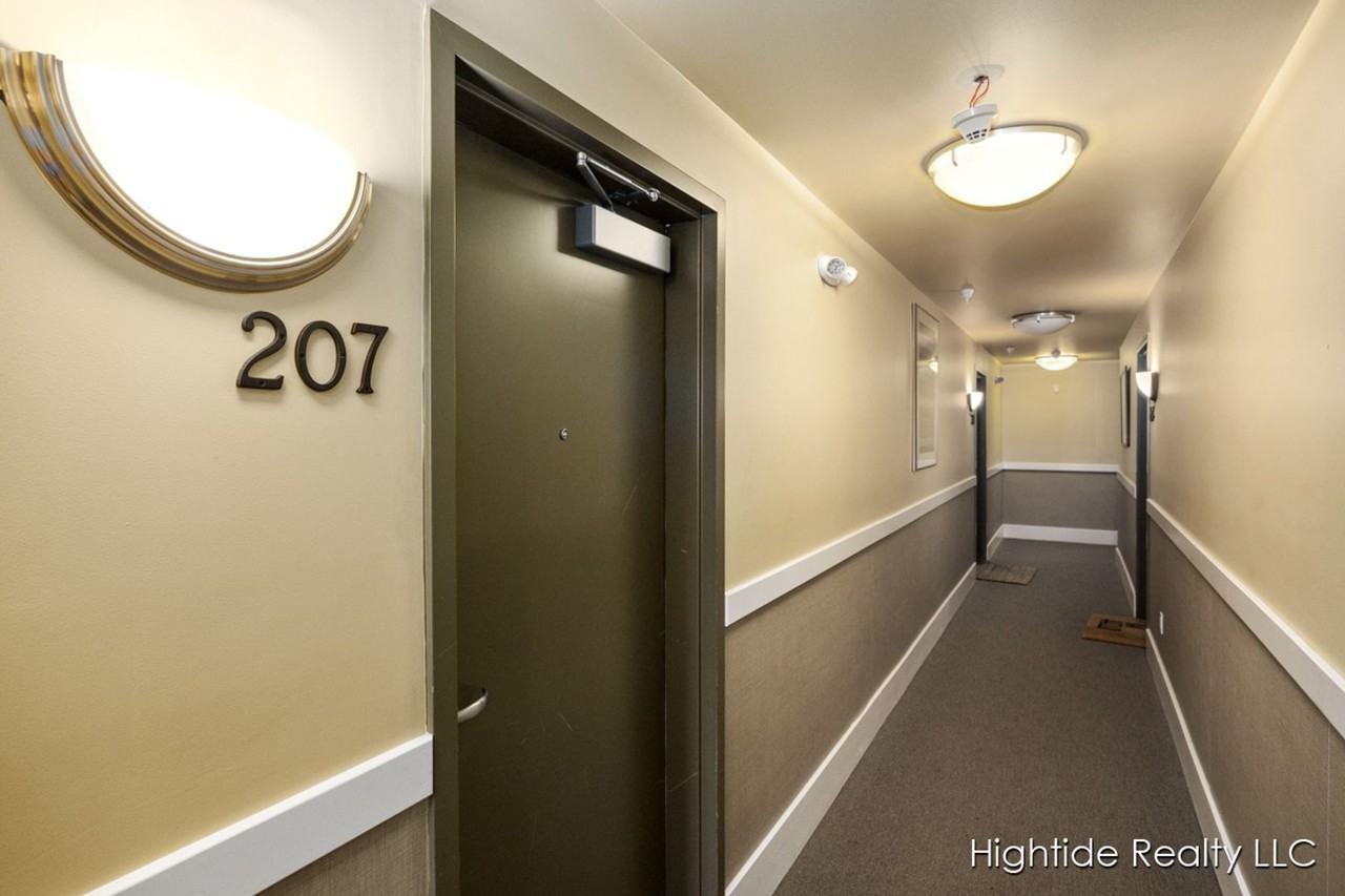 Cheshire Market Square - Photo 2 of 19