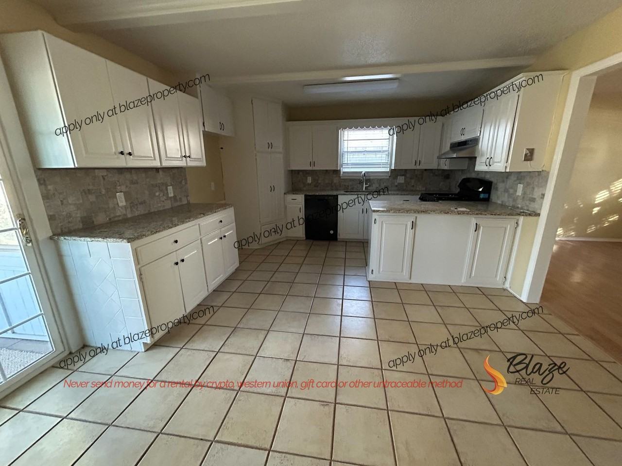 5712 Everett Ave - Photo 5 of 17